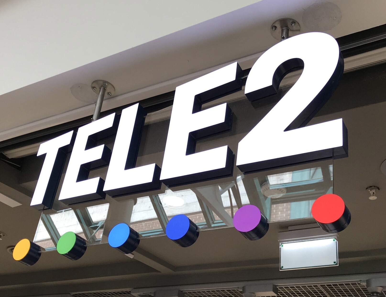 tele2_ub2-scaled-1